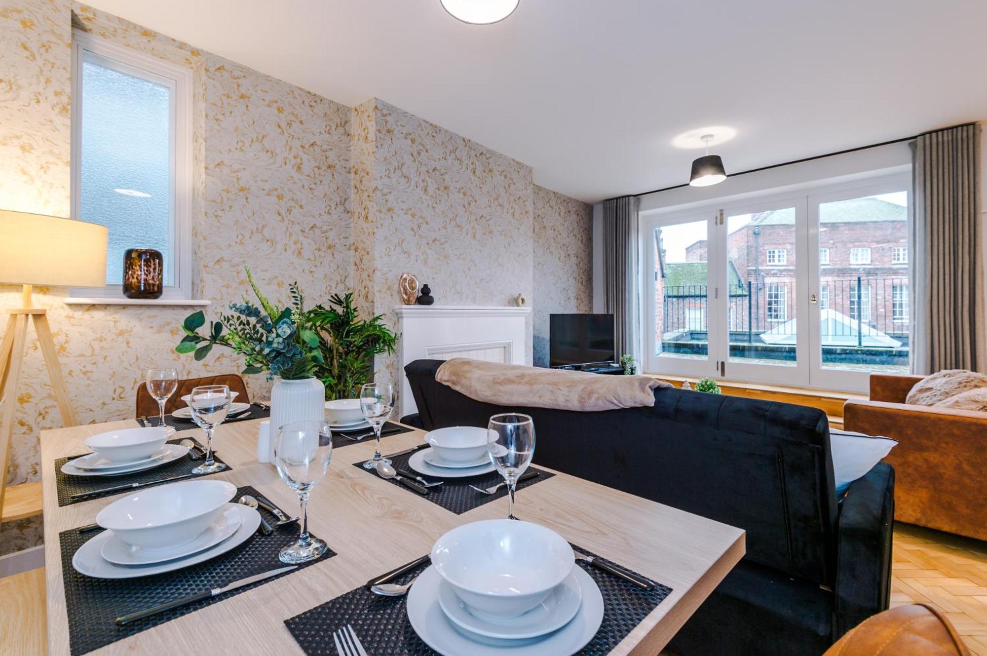 Modern Central Abode - Roof Terrace Apartment York